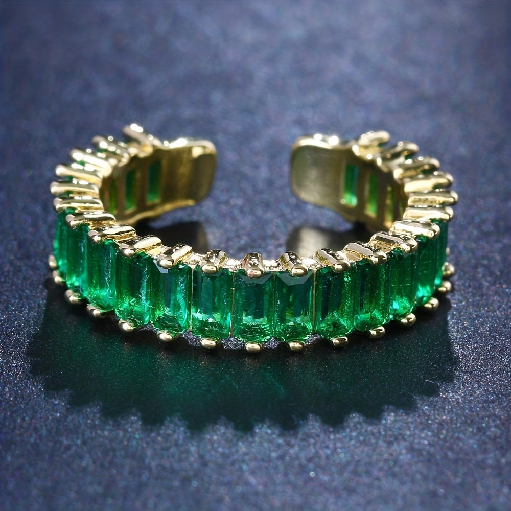 Emerald gold ring