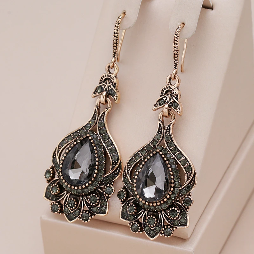 Elegantní náušnice černá krystalová mandala