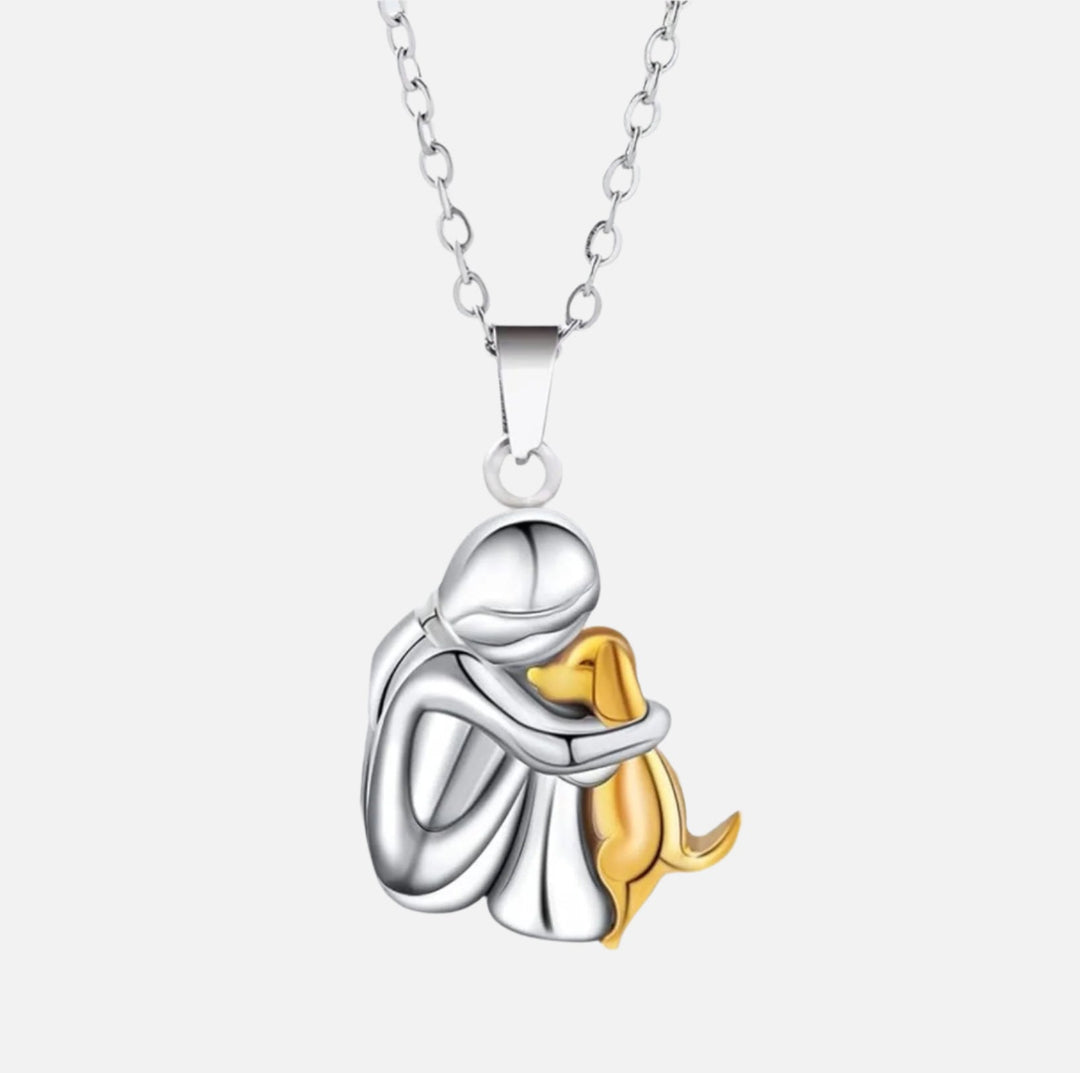 Náhrdelník přívěsek objetí